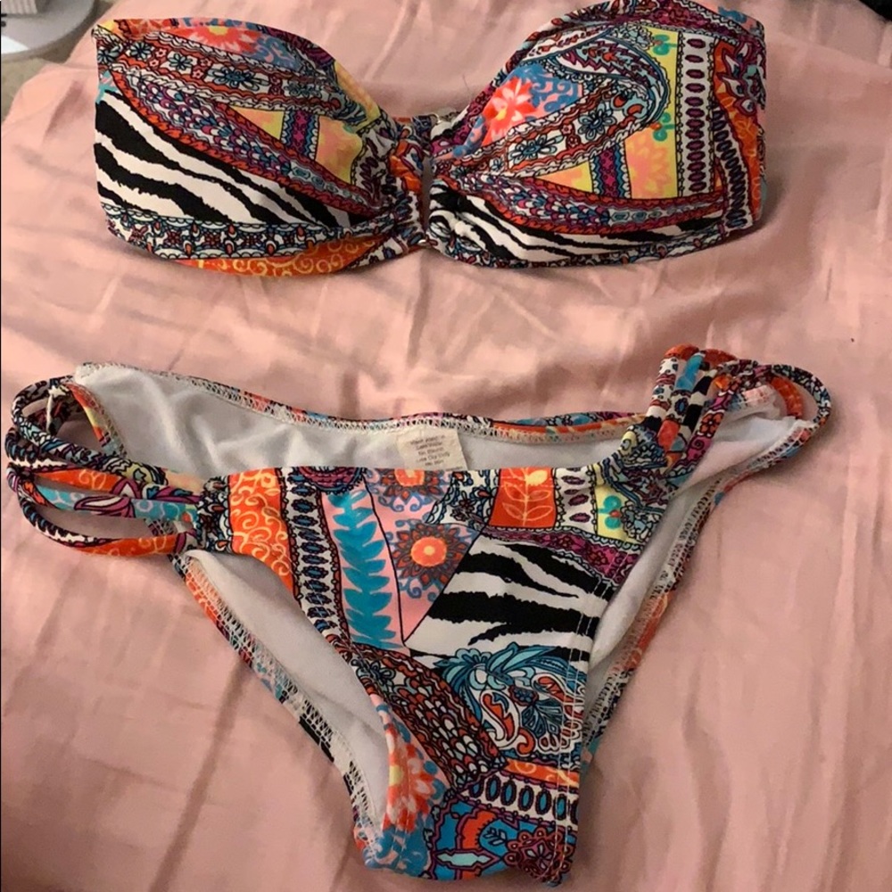 Tillys bikini